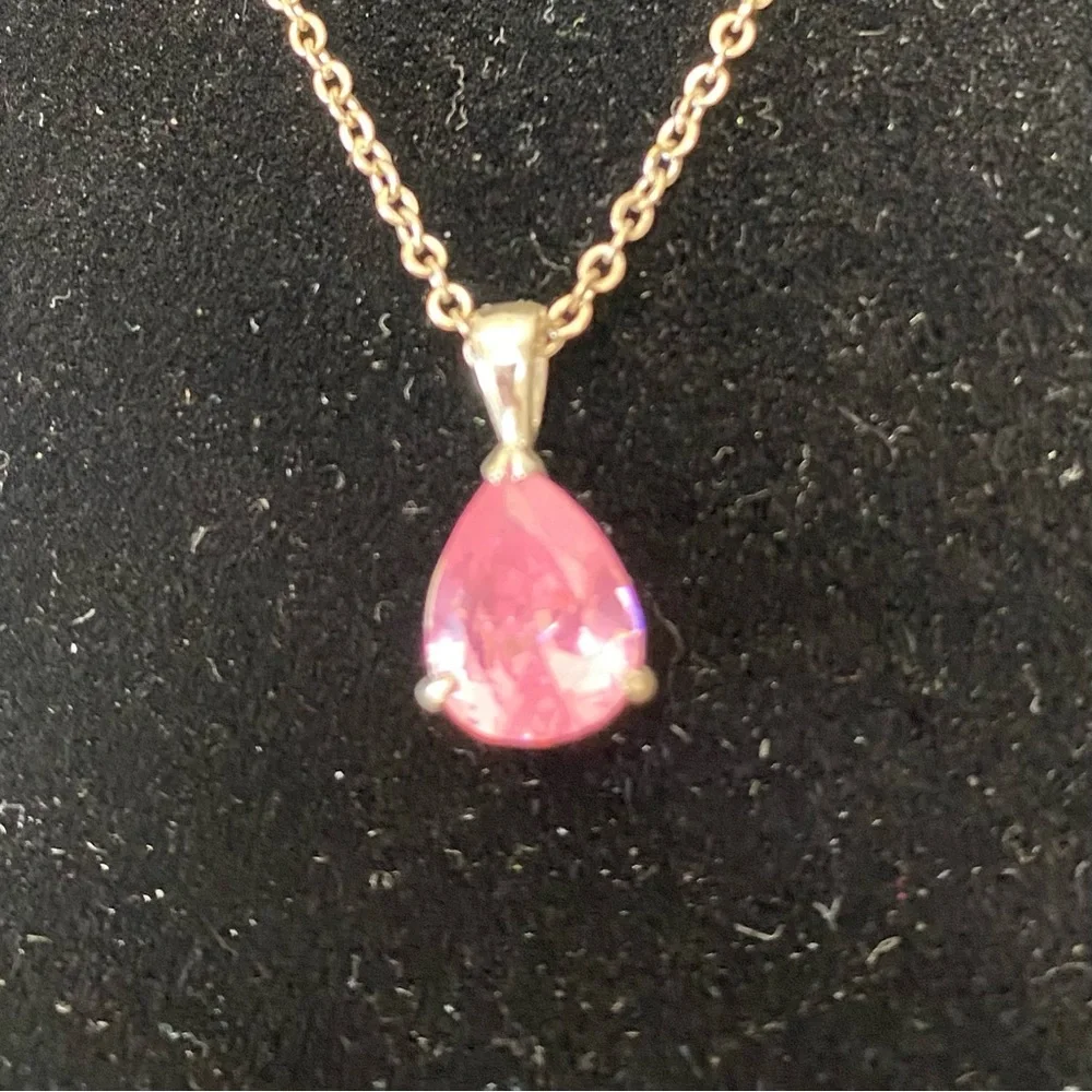 AVON Pink Pendant Necklace